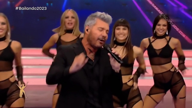 Las bailarinas en tanga negra y transparencias [Bailando 2023]