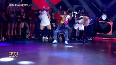 Fiorella Gimenez reggaeton hot en tanga negra [Bailando 2023]