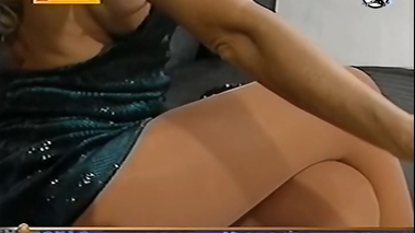 Graciela Alfano striptease and topless live on TV show