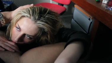 terrible como chupa la lija