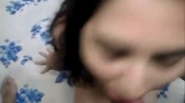 nadia haciendo un pete