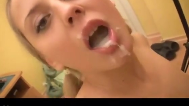 toda la leche se toma hasat la que se le cayo de la boca