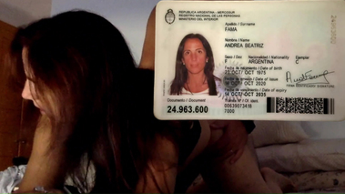 La puta de Andrea Fama en 4