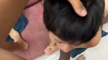 Morocha petea y se deja coger