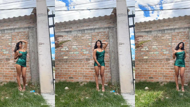 morocha caliente, pajeandose