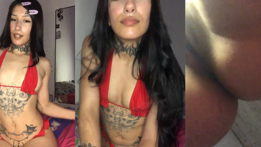 Flaquita Argentina masturbera de tetas chicas