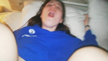 Rica cachada encima